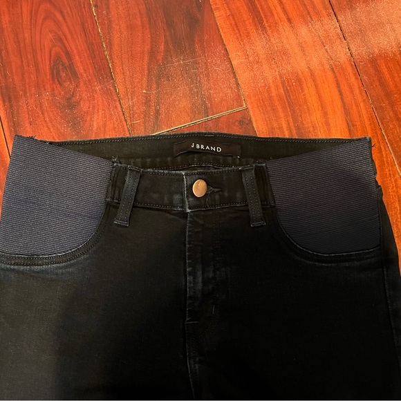 J Brand Maternity Jeans - Picture 7 of 9